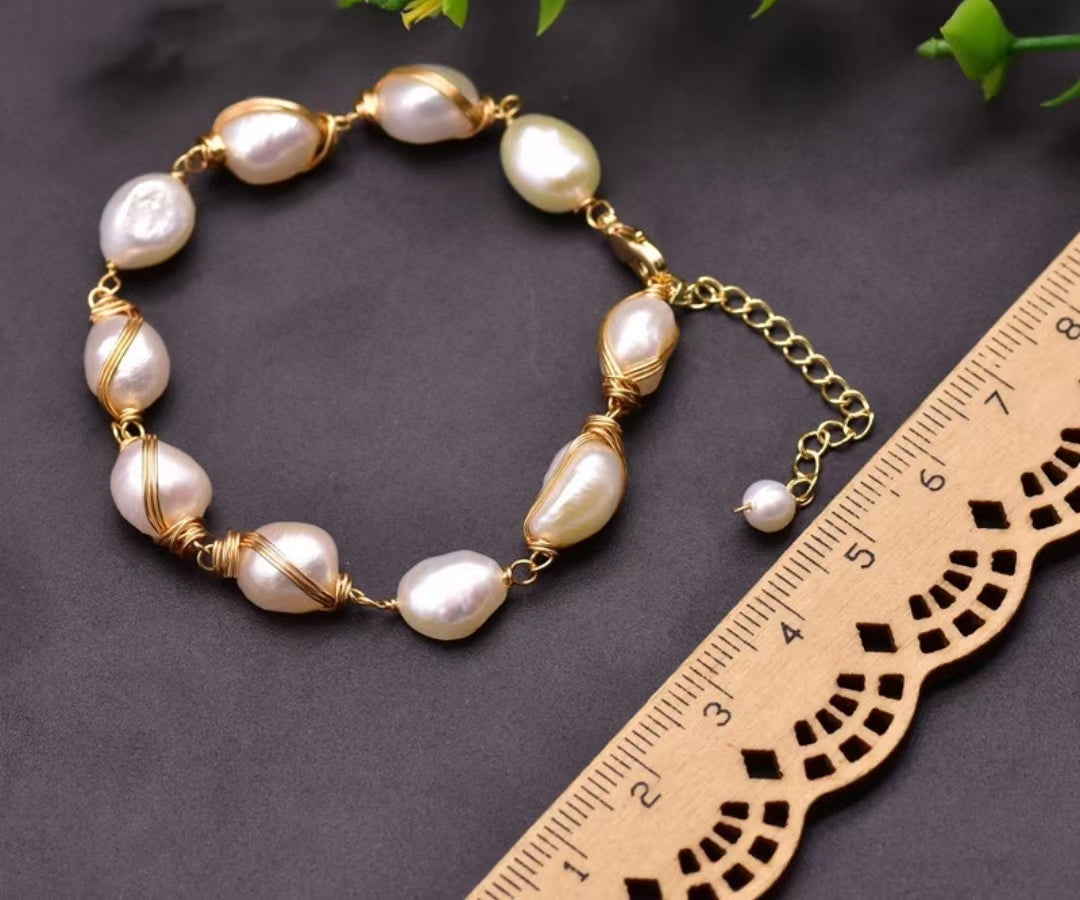Genuine Freshwater Baroque Pearl Gaia Bracelet (Limited Edition)
