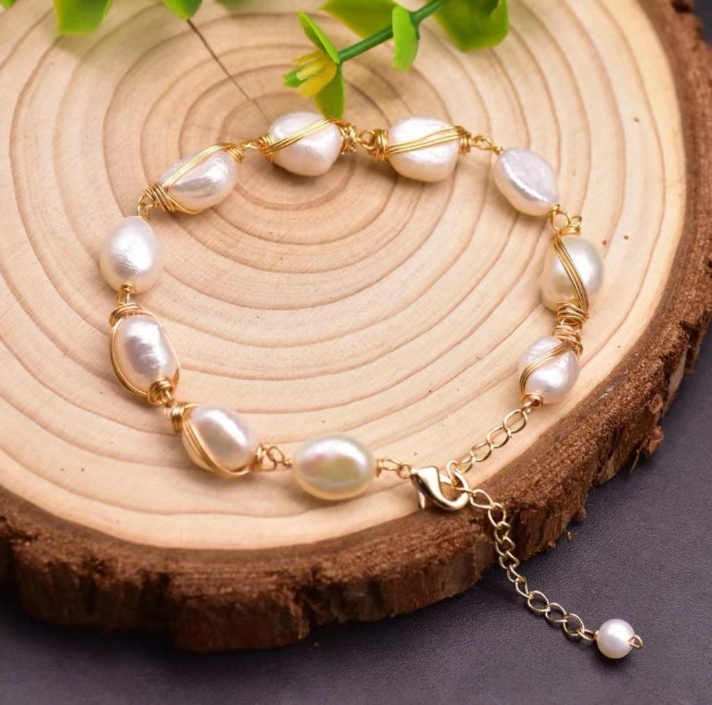 Genuine Freshwater Baroque Pearl Gaia Bracelet (Limited Edition)