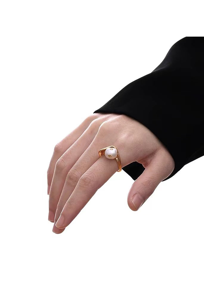 Genuine Freshwater Baroque Pearl Gold Grain Ring