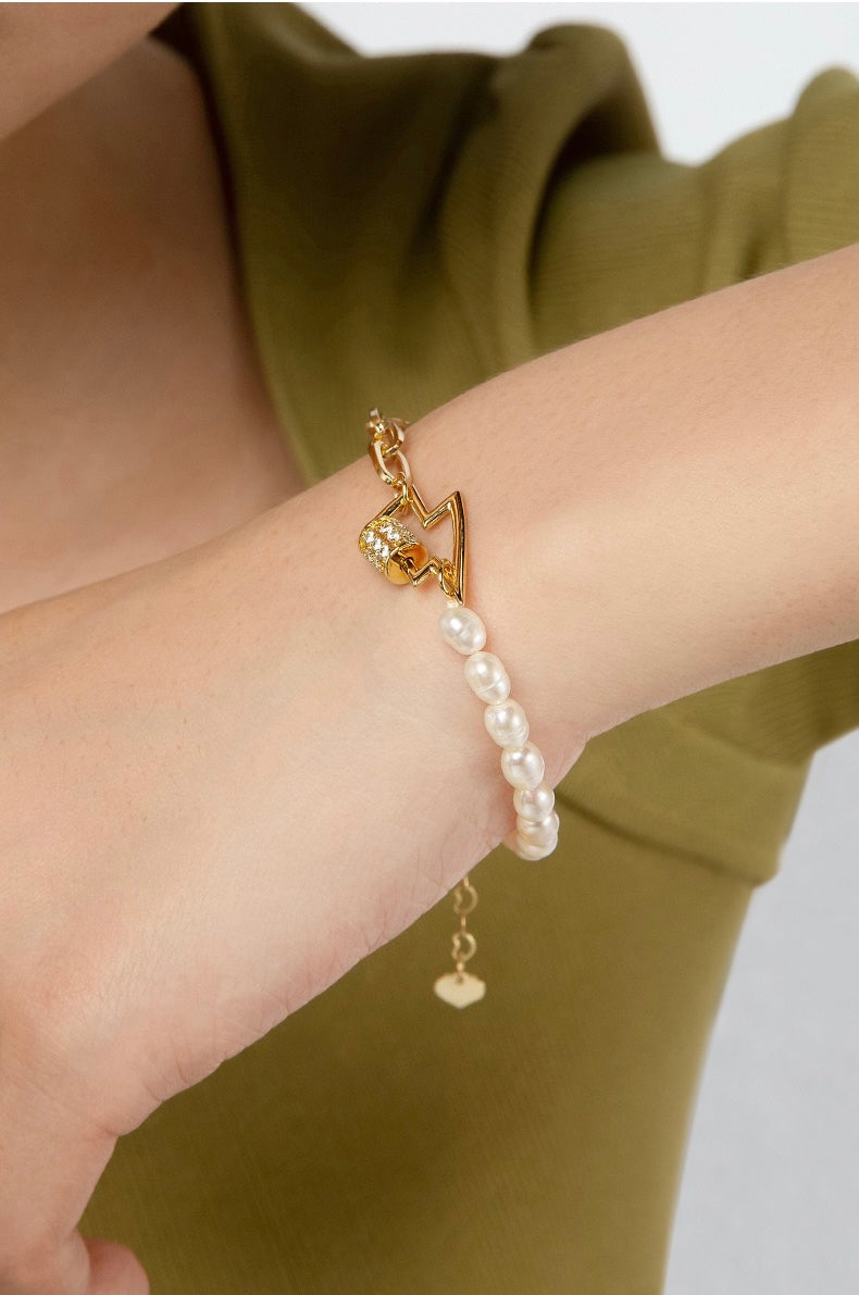 Genuine Freshwater Pearl Lightening Bracelet