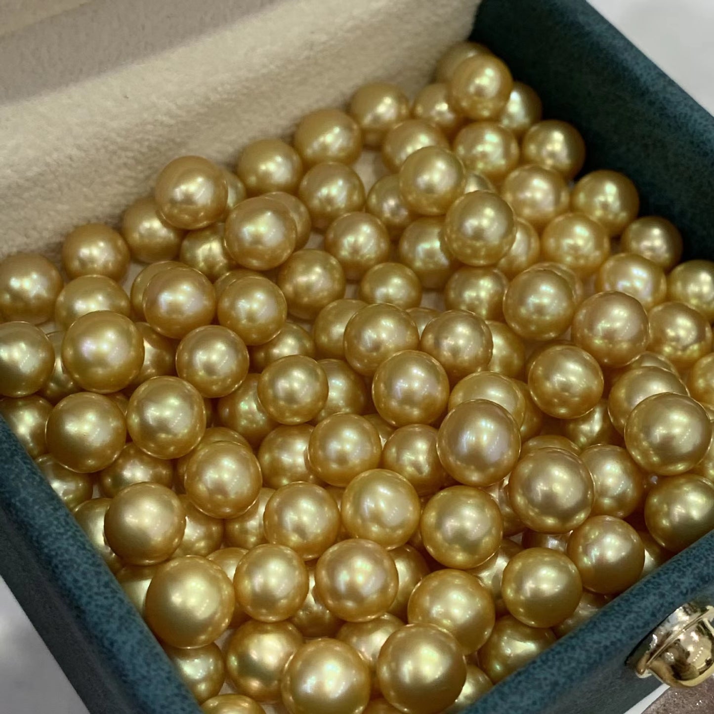 6-7mm Golden South Sea pearl