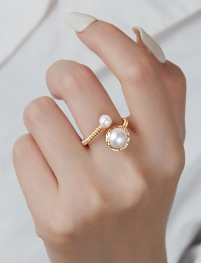 Genuine Freshwater Pearl Earth Ring